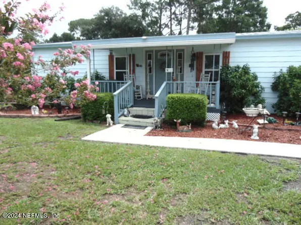 100 SHORELINE Avenue, Satsuma, FL 32189
