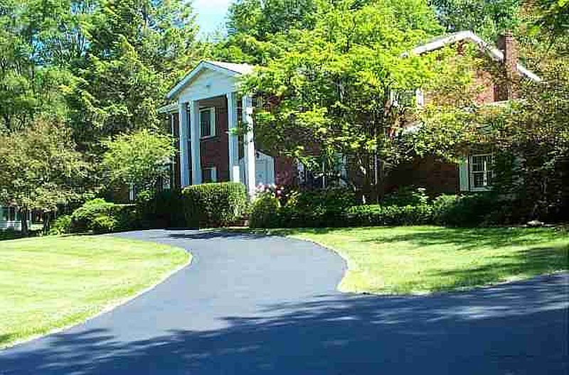 2nd image of 3 WALNUT Lane