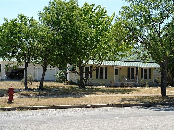 3rd image of 1403 Parker St