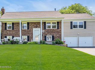 22 Indian Hill Rd, Freehold, NJ 07728