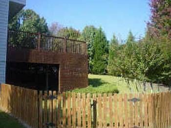 2nd image of 205 Fieldstone Ct