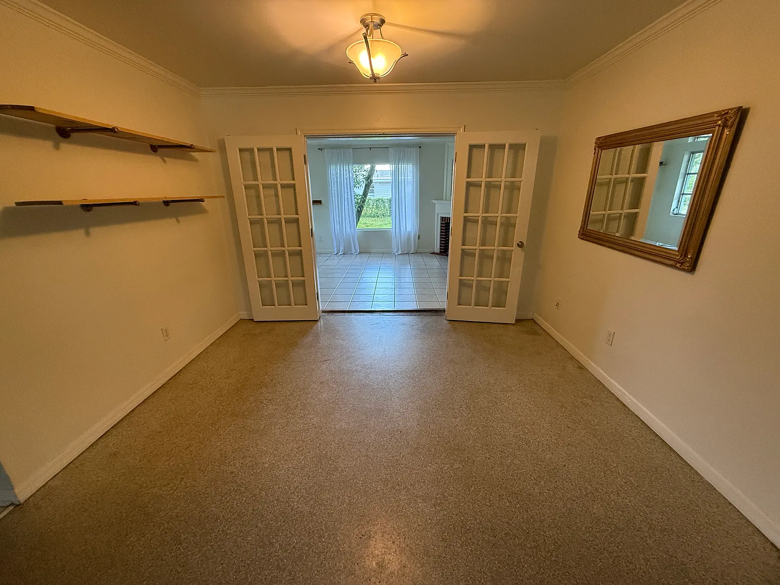 3 bed, 1250 sqft, $1,825 — Photo 4