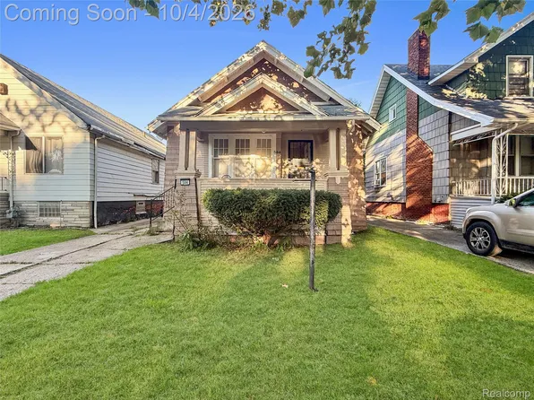 584 Algonquin St, Detroit, MI 48215