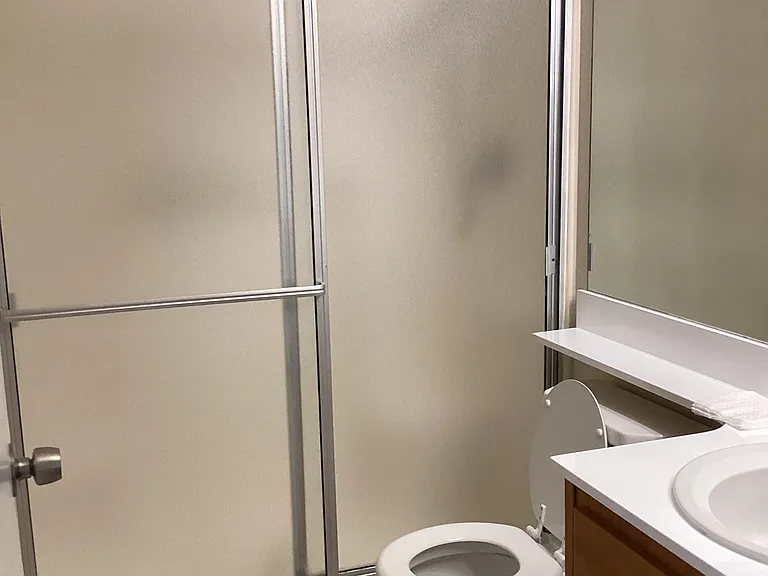 Downstairs full bathroom.