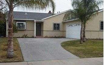 1st image of 1028 N Dodsworth Ave