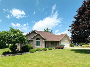 4445 Hackett Rd, Saginaw, MI 48603