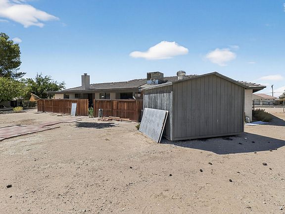 4th image of 18539 Symeron Rd