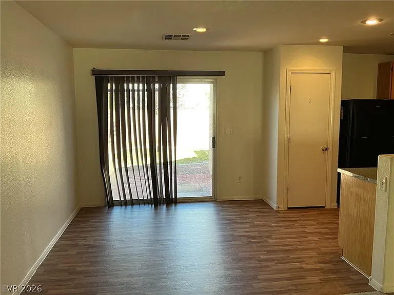 8108 Roundup Ridge St — Photo 4