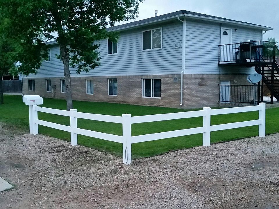 1st image of 909 40th St