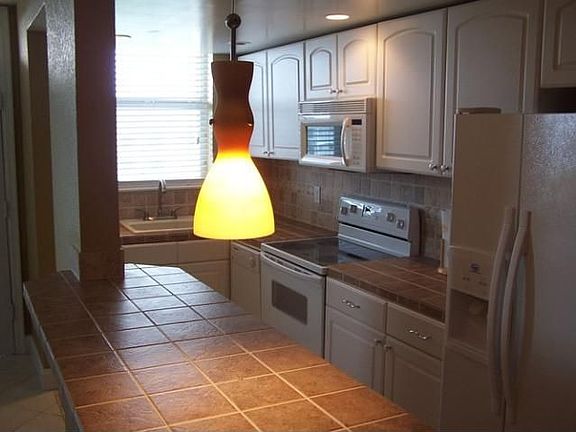 4th image of 104 Paradise Harbour Blvd APT 410