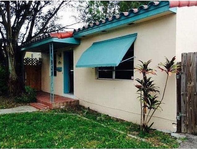 1st image of 607 S 28th Ave