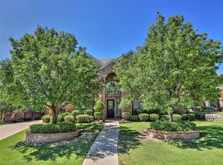 6417 Fianna Hills Dr, Fort Worth, TX 76132