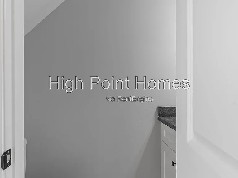 400 Gallery Ln #D4 — Photo 11