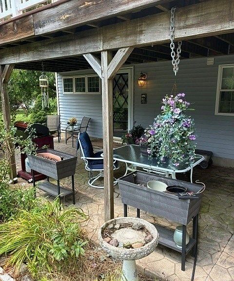 Listing photo 4