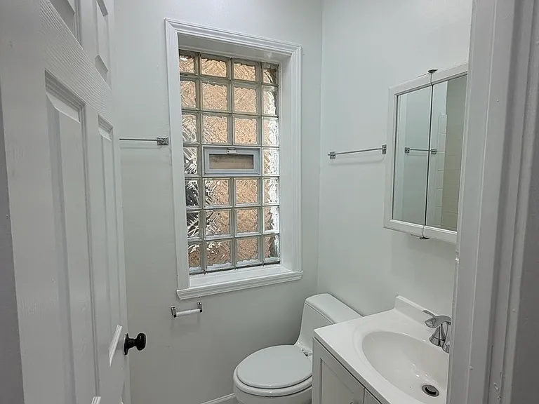 1748 N Keystone Ave #1 — Photo 6
