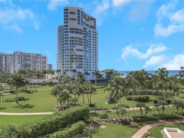 4251 Gulf Shore BLVD N #5B, NAPLES, FL 34103