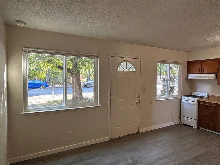 1524 Chestnut Street — Photo 7