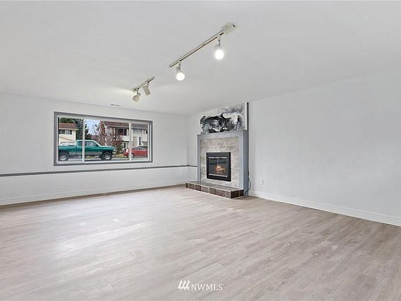 5th image of 6122 98th St NE