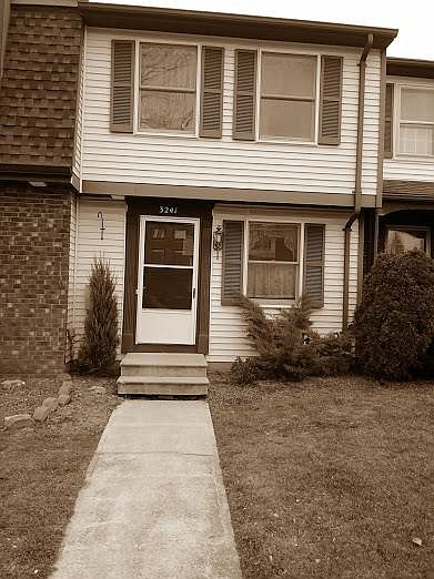 1st image of 3241 Sherwood Dr