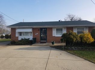 2615 Caughey Rd, Erie, PA 16506