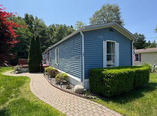 37 Feller Rd, Poughkeepsie, NY 12603