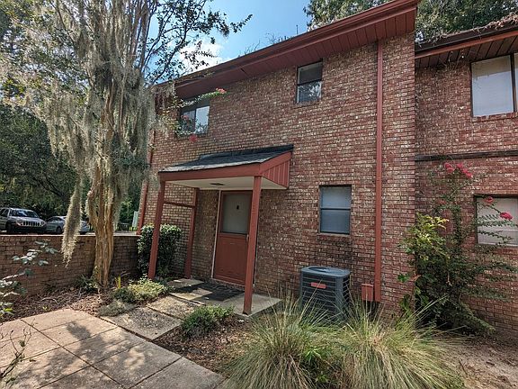 2nd image of 4370 Great Oak Dr
