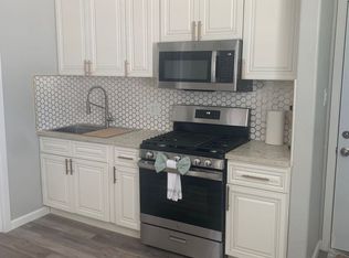 2437 E Main St, Ventura, CA 93003