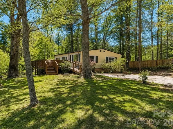 63 Sunnybrook Ln, Fletcher, NC 28732