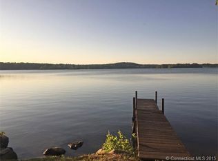 39 Lakewood Rd, East Hampton, CT 06424