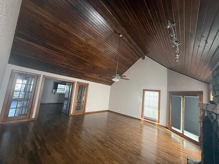 6408 E 95th Pl — Photo 33