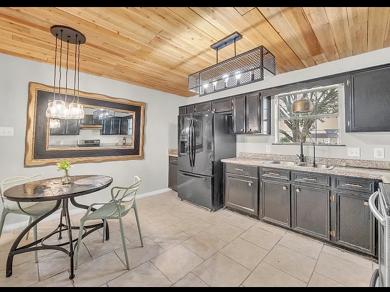 2503 Little Nolan Rd — Photo 6