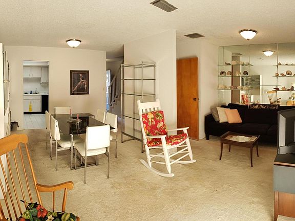 5th image of 1019 Ashley Ave