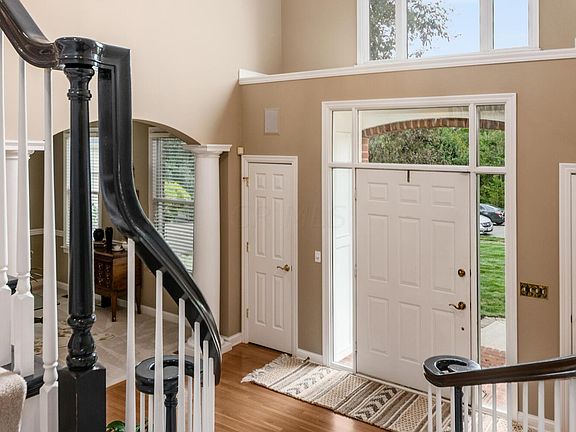 5th image of 198 Aspenknoll Dr