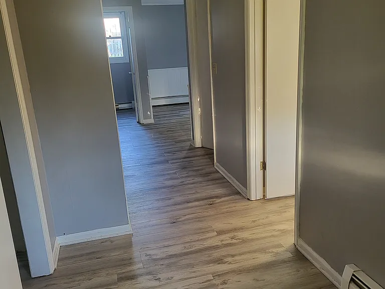 4911 Yeaworth Ln — Photo 13