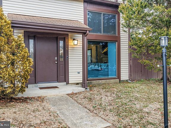 3rd image of 7314 Split Rail Ln