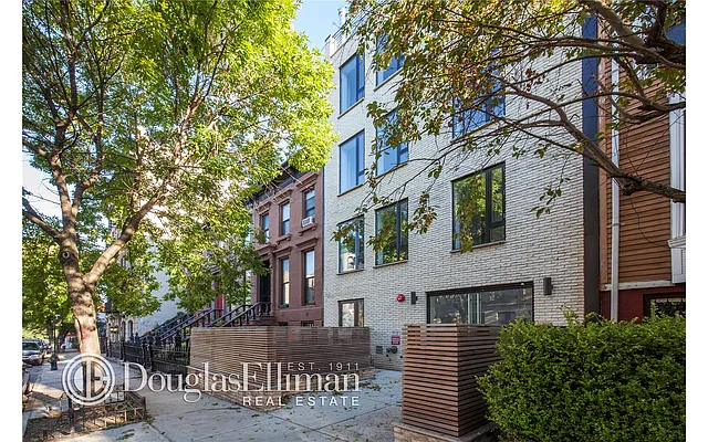 Sold by Douglas Elliman | media 20