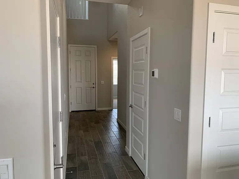 715 N Sparrow Dr — Photo 12