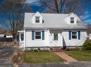 8 Ellen Rd, Woburn, MA 01801
