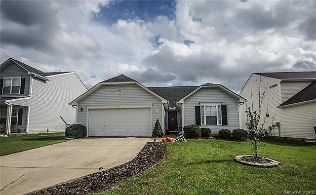 1st image of 215 Gumtree Dr