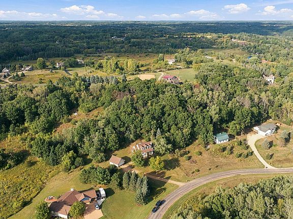 3rd image of 426 Rolling Hills Ln