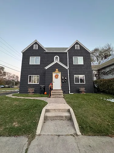 542 N Scott St Photo 1