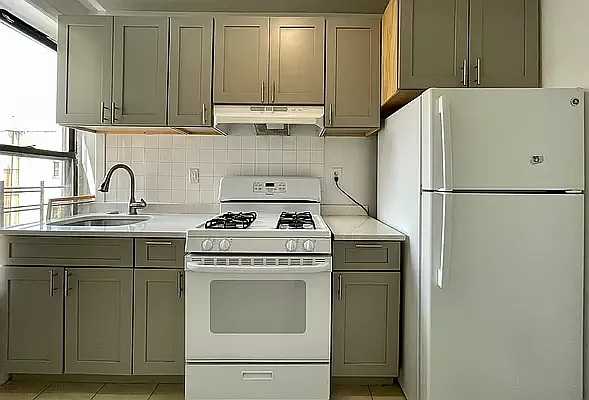 Rented by REAL New York | media 10