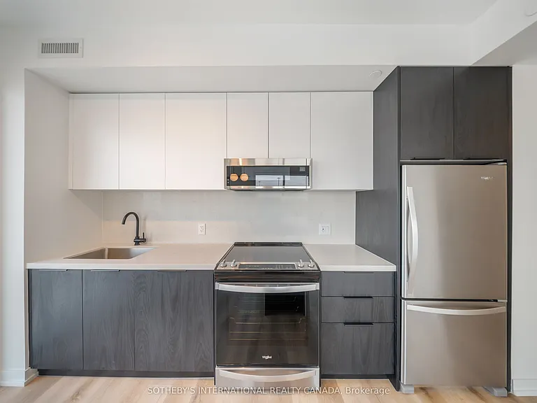 5 York Rd #402 — Photo 14