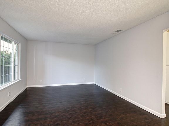 4th image of 4615 Grouse Ct