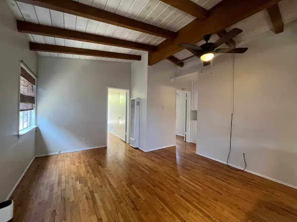 1157 7th St, Hermosa Beach, CA 90254