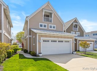 920 W Savidge St #9, Spring Lake, MI 49456