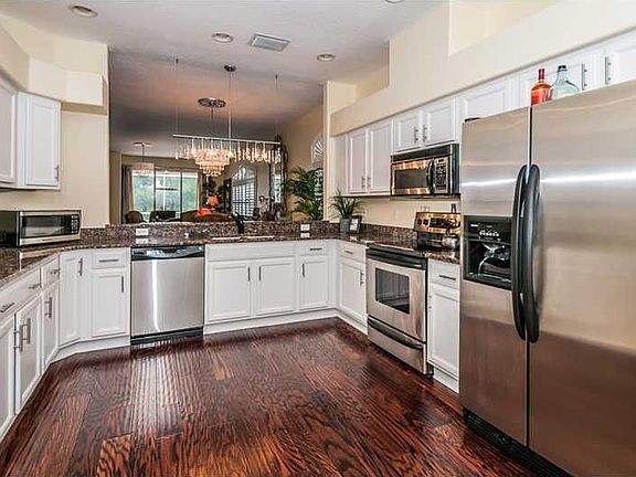 4th image of 1309 Lindenwood Dr