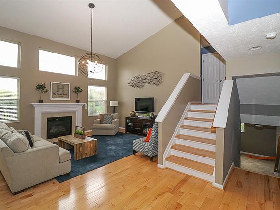 3rd image of 6420 Norfolk Ct