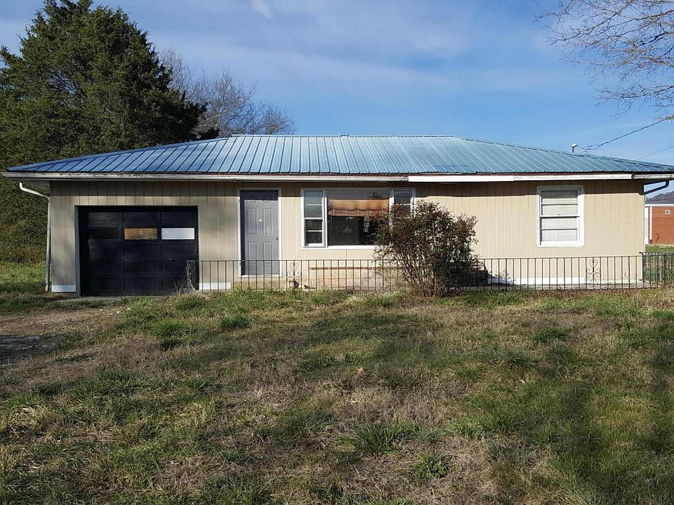 1st image of 816 Old Highway 11 W