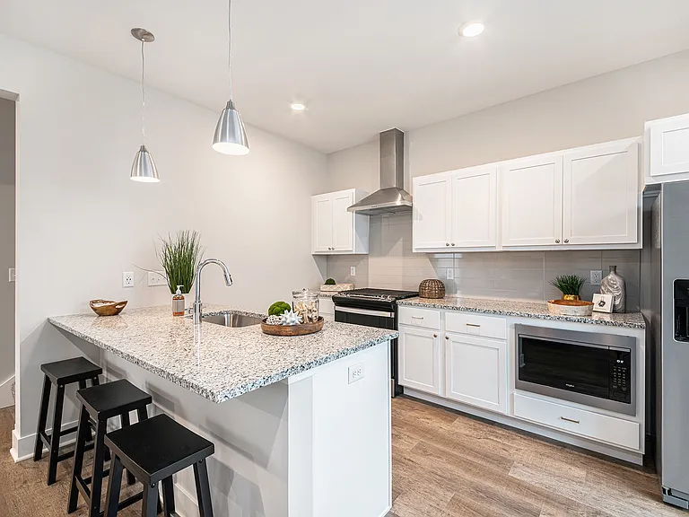 Meadowood Townhomes — Photo 10